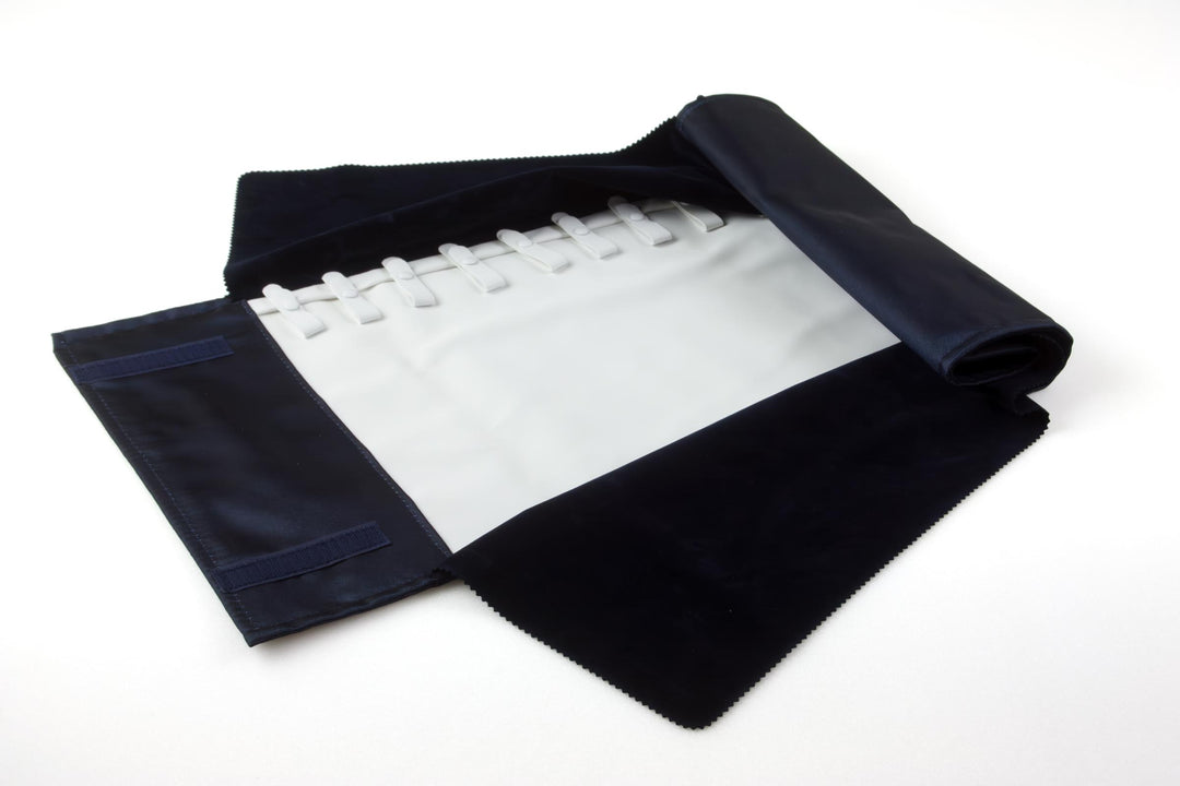 Rotolo con 16 lacci per collana H.30